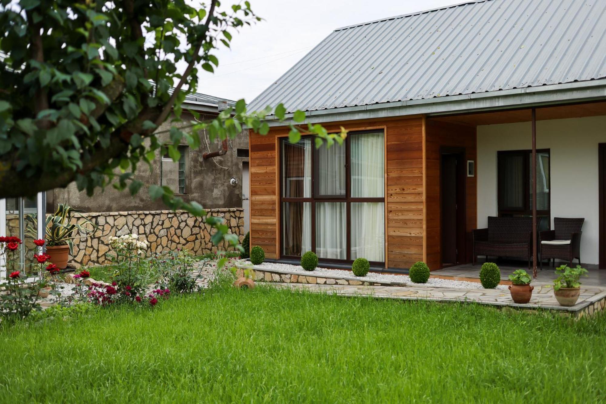 Alvani Inn K'vemo Alvani ภายนอก รูปภาพ