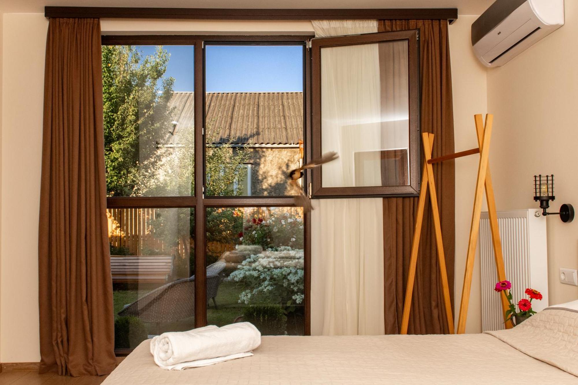 Alvani Inn K'vemo Alvani ภายนอก รูปภาพ